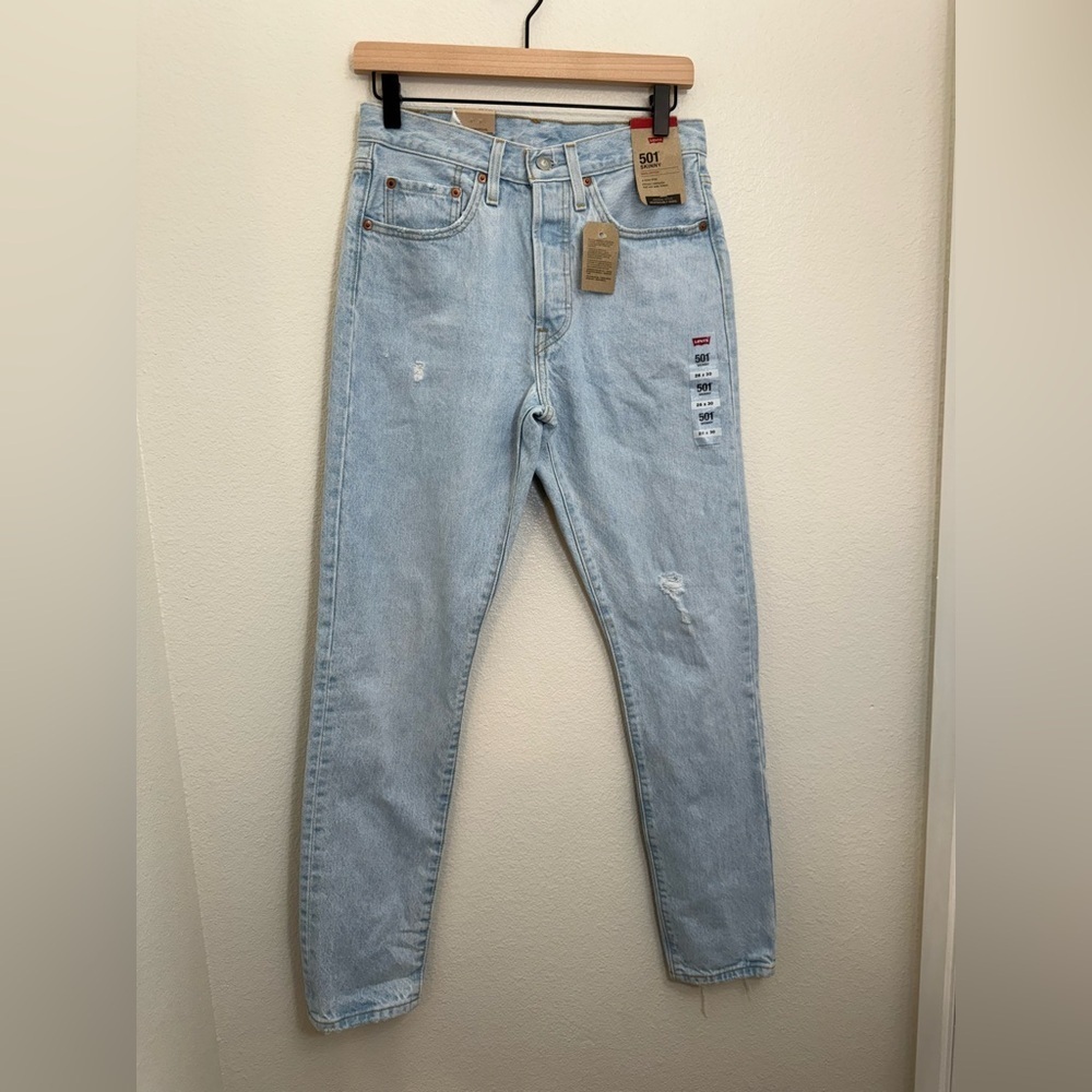 NEW Levi's Women's 501 Skinny Jeans Ojai Snow W26 L30 - Picture 3 of 8